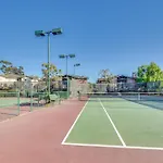 Sunny San Diego Condo With Pool Access Near Wineries