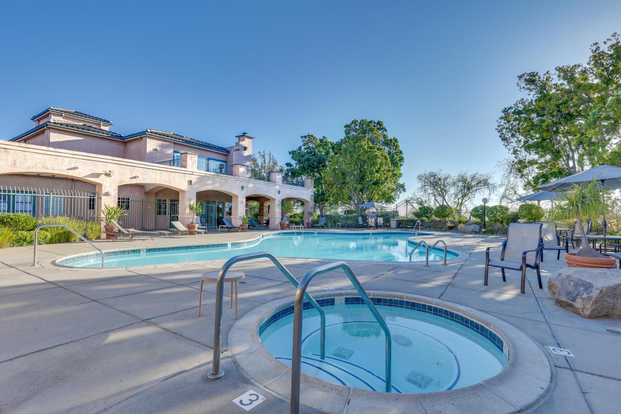 Apartment Sunny With Pool Access Near Wineries